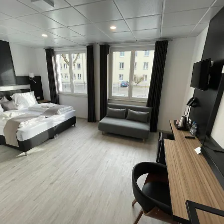 Hotel Yebs 3*