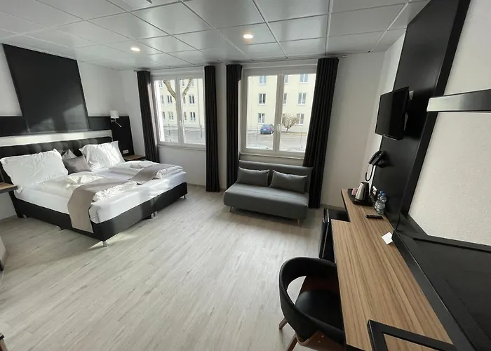 Hotel Yebs 3*